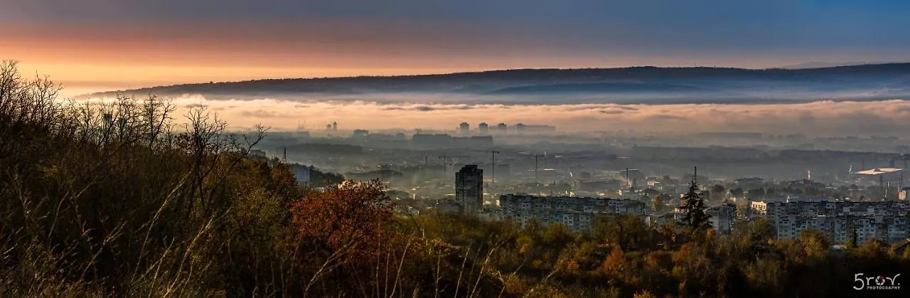 Linden House - A Lovely Apartment In Central Varna